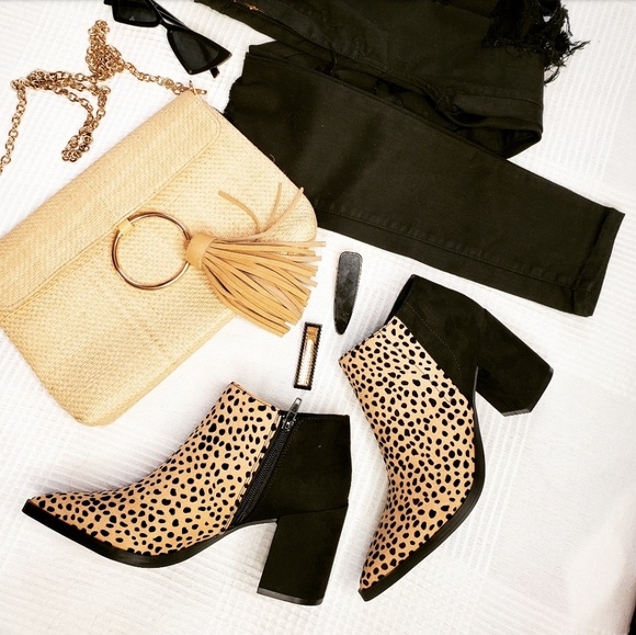 🆕️//The Alena// leopard print bootie - Picture 7 of 8